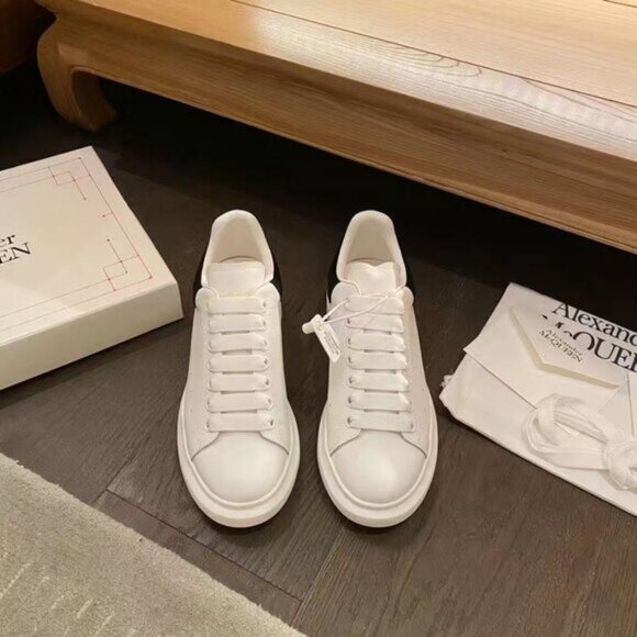 Alexander McQueen Black and White Leather Sneakers - Picture 2 of 7